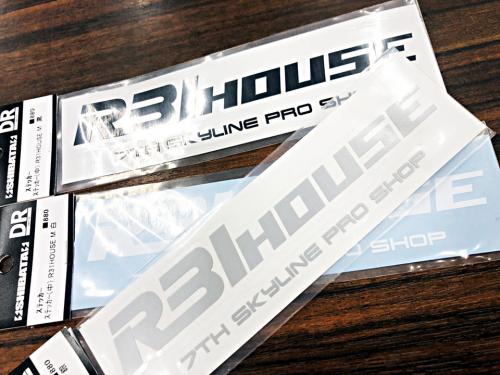 R31HOUSE 7TH SKYLINE PROSHOPステッカー(中・シルバー)